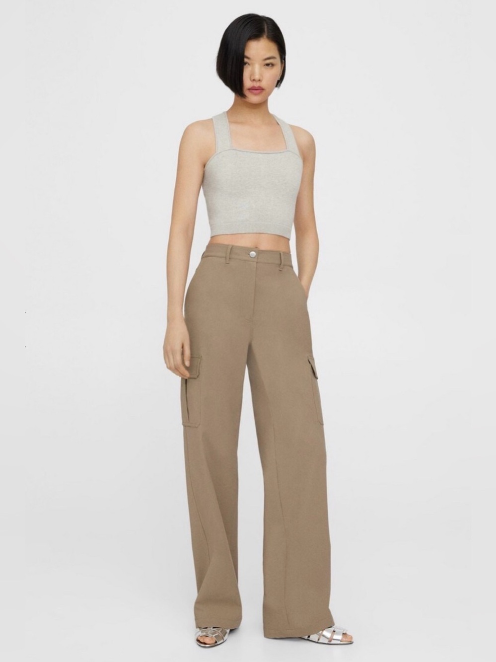 Theory Wide-Leg Cargo Pants in Taupe